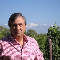 Papa/ Abuelo 2019. M.V Ganadería. Solo de paso por acá. Donante. Revolución Educativa YA!!. Spinetteano & Cafrunesco- Golf & Rugby- Mate & Malbec. Huertero.