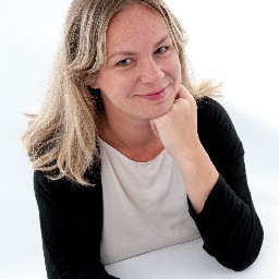 Founder of http://t.co/cUghCJEsLo, Author & Digital Expert. I help create Dream Lifestyles for Ambitious Mumpreneurs.