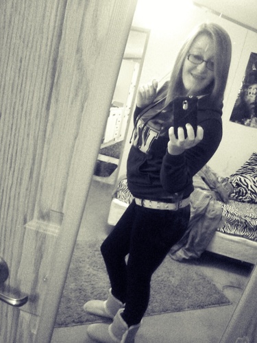 old enouqh to understand ; too younq to care... #doinqme.*