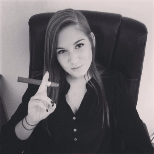 marisarudewatts's profile picture. 