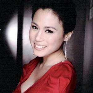 All the latest news about Toni Gonzaga. This account is not the real Toni Gonzaga, or in any way connected to Toni Gonzaga herself.
