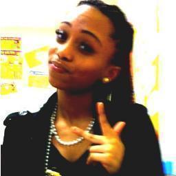 2013 BISHHH.......FOLLOW MY LUH LIL SEXI ASS FASUM...