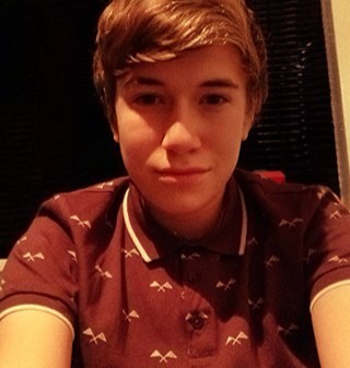 jhenderson1998's profile picture. 