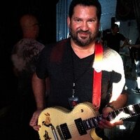 Carlos Calvo (@thecarloscalvo) Twitter profile photo
