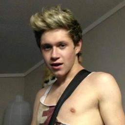 ♥ Tap that button and turn it blue ♥ follow me and I'll follow you ♥