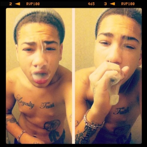 _OnThatHighLife's profile picture. ◑ˍ◐ ĵƲȘτ Ꭿɴ ΘરɖίɴᎯરϓ κίɖɖ ώħΘ ιίκε'Ș τΘ ρᎯરτϓ〜(・▽・〜) (〜・▽・)〜 & ɱᎯκε ώεεɖ ϦરΘώɴίεȘ. ʃΘιιΘώ ɱε & ί'ιι ʃΘιιΘώ Ʋ Șίɱριε.