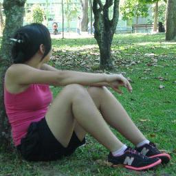 Soy Sencilla y Aparthe De Eso Soy Muy Amorosa Jaja Soy Muy Ruda Para Salir Porque Solo Me Gustha Las Fiesthas De Grandes *_*