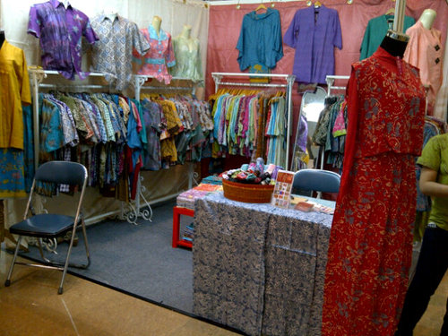 Ethnic&Fashionable online/offline store.Find batik&ethnic clothes more stylish in any occasion