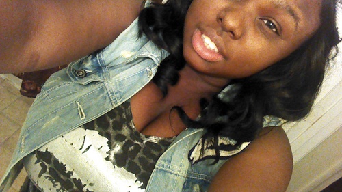 Btw i'm that Girl that yoo daddy be dreaming about Pretty,Black && Thick Click That Follow Button ((: