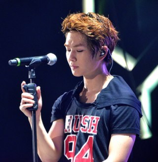 อันยองคับ ผมเต้าหู้น้อยจากเด็กแสง ช่วยฟอลผมหน่อยน่ะคับที่รัก