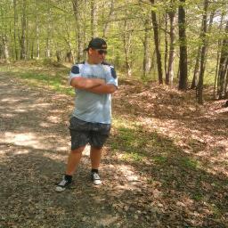 vereslevi's profile picture. BOX