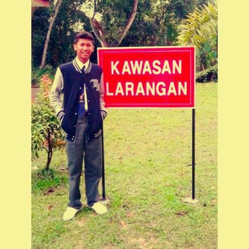 This acc has been Hacked,follow me on my other acc @FaiqJaharii