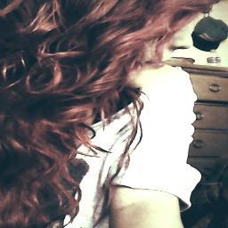 GT - Im Helllo Kitty 

Lover of Music & Videogames (-: