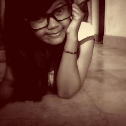 aku tyas chie cwegsxs anti galau 
hehehe