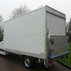 We are a family business, based in Skelmeresdale that can give you the best price for your household/flat or office move, UK/Europe.