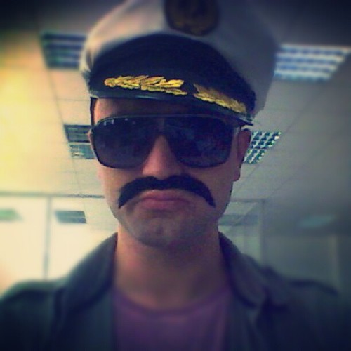 kravoleg's profile picture. Была б шыя, а хамут знойдзецца.