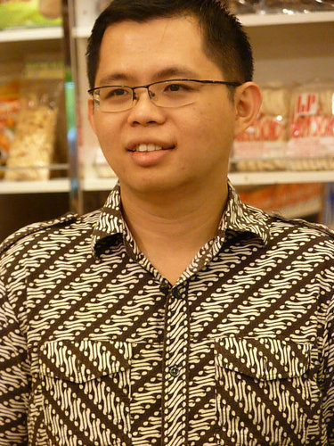 Managing Director @SnackZoneOutlet | Passion for Indonesian Snack and Crackers