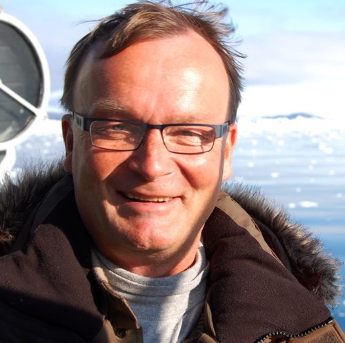 Retired defense correspondent, working freelance. Running for local government for Venstre, Denmarks liberal party.