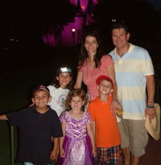 alanderossett88's profile picture. Father of 4, husband of 1, Southern transplant to L.I.