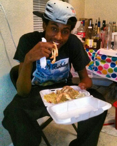 Lookin fo love 3 cuz pussy aint shit to me; but it ah b nice doe ;) (R.I.P BOOBIE, R.I.P 80, R.I.P JITT)