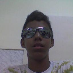 eu ja mudei e provei que nao sou mais nem sei quem sou  
seja sempre realista