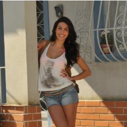 Ontem eu te amava, hj te amo, amanhã vou te amar e sempre te amarei #Mel @Sou_Rebelnatica