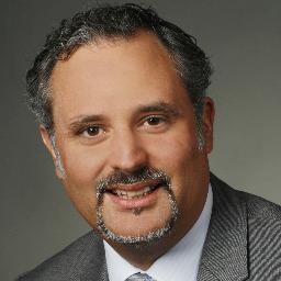 Socio Fundador de Studio Compagnucci. Experto en Derecho y Nuevas Tecnologías.
