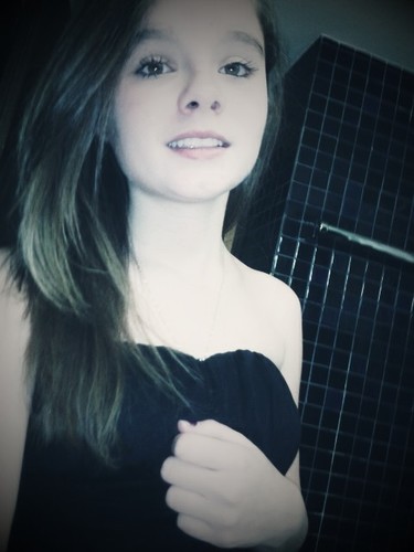 Florijana6's profile picture. Directionner . **