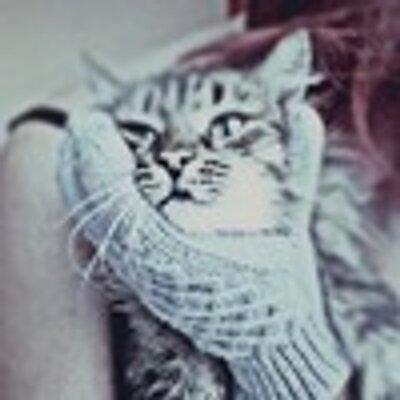 Profile Picture of Anne Roberts (@MaloneJuliana) on Twitter