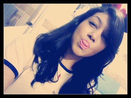 Sou como você me vê.
Posso ser leve como uma brisa ou forte como uma ventania,
Depende de quando e como você me vê passar.
Clarice Lispector