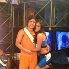 oficial club de fans de  michela  y de pepe  k hacen linda pareja... k viva el equipo azul..:)