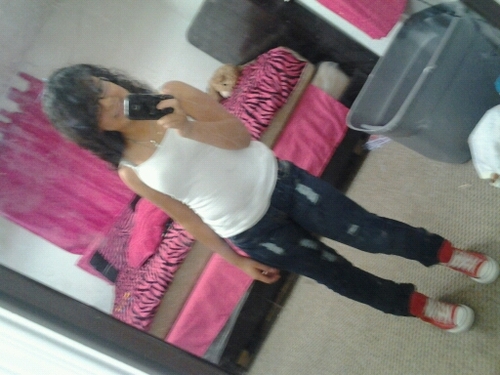 Bryanna is my namee c: @obeeeyalexies is my bestfriend so fuck off c: Follow or skrrrrt 8-27-12 Tyqaaa i own him c; and pauly d he minee to c;