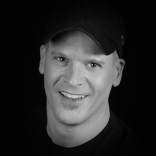 Husband, content writer, singer, actor, pianist, INFJ