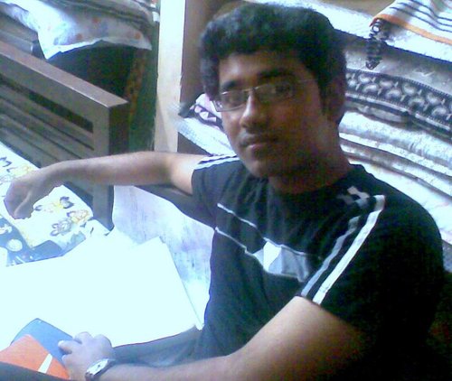 work - sleep - eat - work -
Making life a bit more interesting + adding a few more smiles through the day :)