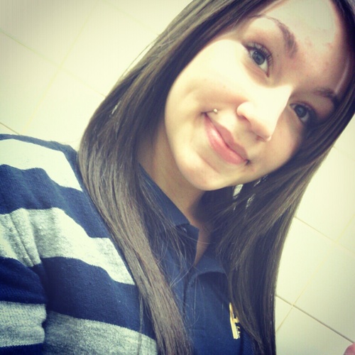 Currently A Loyal Girlfriend3 | Freshmen In H.S | Rican&Colombian&Brazilian | Follow Me On Instagram @Jerseybhadd :*