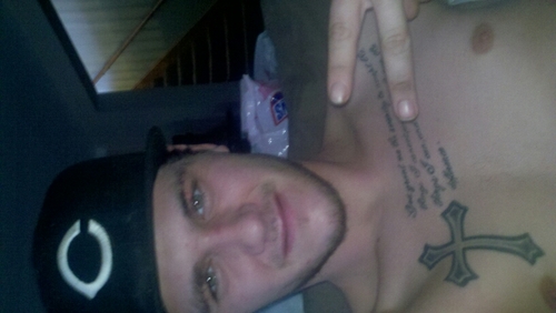 from louisville ky...20 and a die hard sports fan....what more can i say...hoo hoo hoo hoosiers