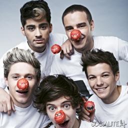 I LOVE ONE DIRECTION! Im not gay ! Just unique ! NIALL HORAN IS MY INSPIRATION! I EAT AS MUCH AS NIALL :D! #teamfollowback NO HATE ;) IG: 0n3_d1r3ct10n_love