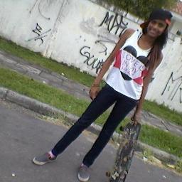 Qeem inveento a distânciia num conhece a dor da saaudade ♥