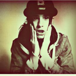 smoke weed everyday :D ☮ follow me :D i follow u jaja