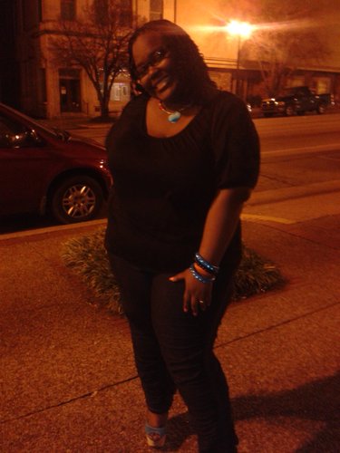 Well I am a nice laid back person and I get along with everyone.....anything else u wanna hmu!!!