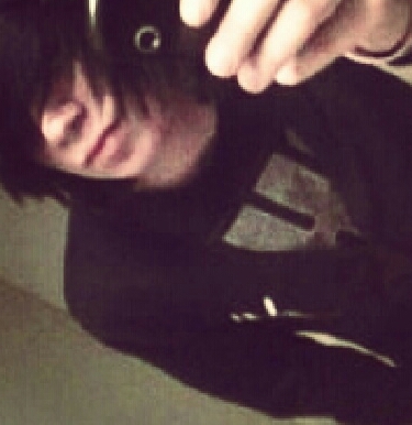 ⌛ Guaranteed to destroy your morals◦◆◊◈ Queersexual:18:single:A7X:Everything A7X:A7X are better than you [kik: NikhilA7X]