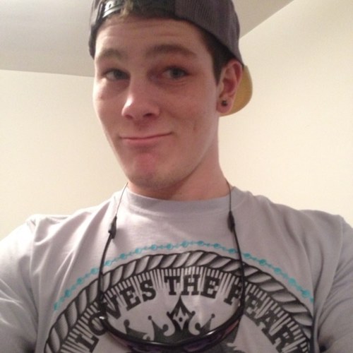 XCodyThaCondorX's profile picture. 