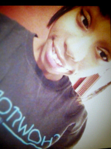 Honey cocaine's wife ! ,Enjoying my Life , Sweet as honey that comes from a bee , so Click that button and FOLLOW ME !!!! :))