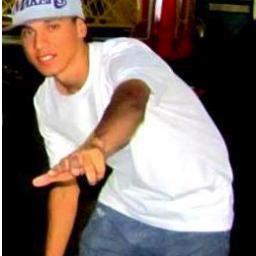 awn o nego e tão lindo, ele é muito fofo dms, meu lindo  s2 / @_LydianeSilva aqui (: