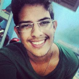 FC criado no dia: 16/07/11 pra o @isaacroosevelt *-*
Seguido por ele dia: 19/07/11 às: 11:44 e oficializado 
às: 11:58 
Donas: @_nandacorreia e @biaandradee_