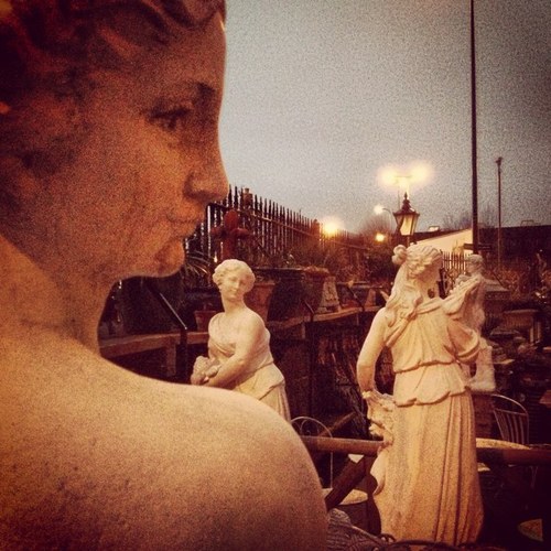 happyhouse's profile picture. lover of 80s music and cakes