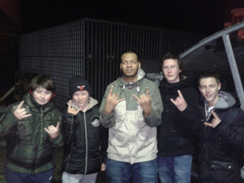 Fok het systeem, #teamvieze helemaal kopot geschopt met me bradda's larza meums en neger familie en matties boven alles