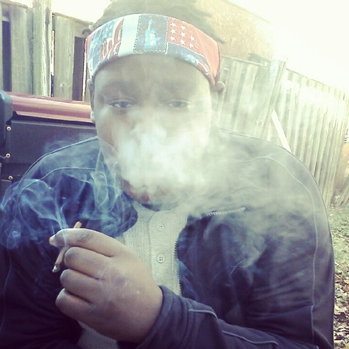 #Official Page of 2Trill Gang ENT.
Email beats to 2trillgangent@gmail.com
Follow @OG_OaksBoy