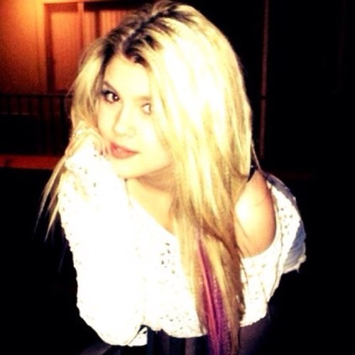 CasandraAsheRP's profile picture. My mommy says I'm pretty, so fuck you.