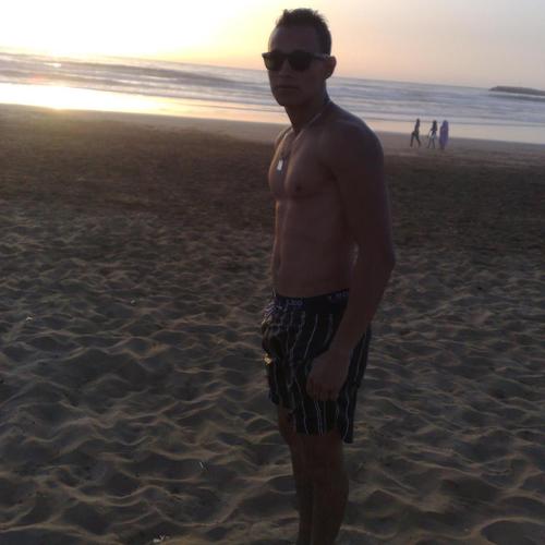 faceman19168772's profile picture. rien a dire